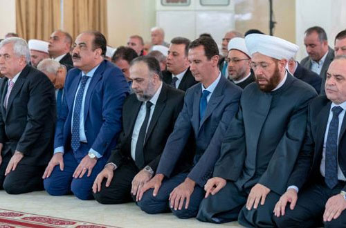 Presidente sirio participa en rezo por inicio de “Eid al Adha” Presidente sirio participa en rezo por inicio de “Eid al Adha”, en Damasco